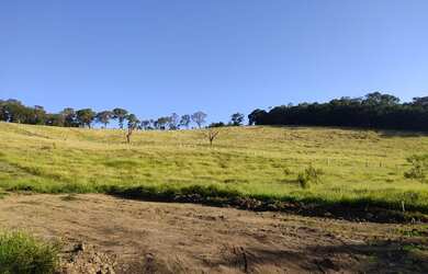 Imagem: O terreno possui 500m² de Área e está localizado em Jardim
