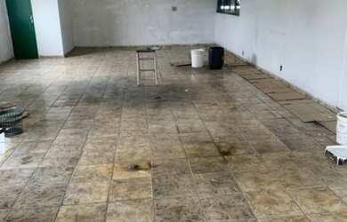 Imagem: O depósito possui 1000m² de Área e está localizado em Distrito