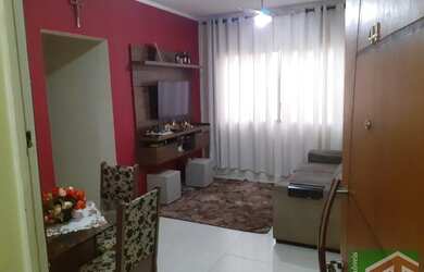 Imagem: O apartamento possui 3 Dormitórios, 1 Banheiro, 1 Vaga na garagem