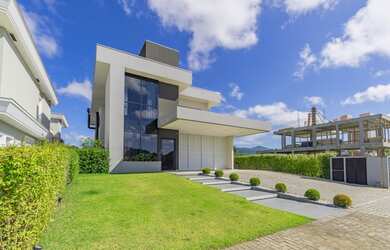 Imagem 1: LINDA CASA NO CONDOMÍNIO RESERVA GOLF CLUB PARA LOCAÇÃO ANUAL