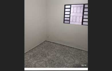 Imagem: A casa em condomínio possui 2 Dormitórios, 1 Banheiro e está