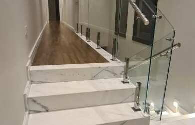 Imagem: A casa possui 3 Dormitórios, 3 Banheiros, 2 Vagas na garagem