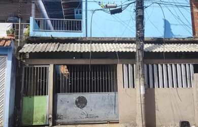 Imagem: A casa possui 5 Dormitórios, 5 Banheiros, 1 Vaga na garagem