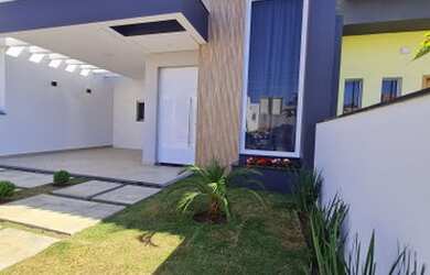 Imagem: A casa em condomínio possui 3 Dormitórios, 3 Banheiros, 2