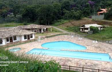 Imagem: O terreno possui 1.101m² de Área e está localizado em Vargem