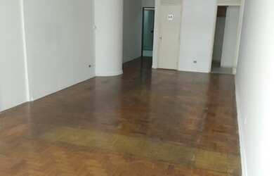 Imagem: O depósito possui 1 Vaga na garagem, 145m² de Área e está