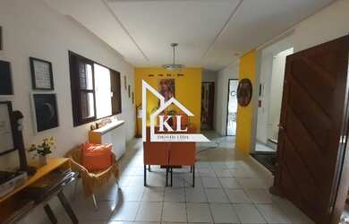 Imagem: A casa em condomínio possui 3 Dormitórios, 3 Banheiros, 4