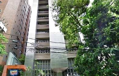 Imagem: O depósito possui 5 Vagas na garagem e 273m² de Área e está