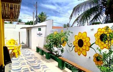 Imagem: A casa possui 3 Dormitórios, 4 Banheiros, 4 Vagas na garagem