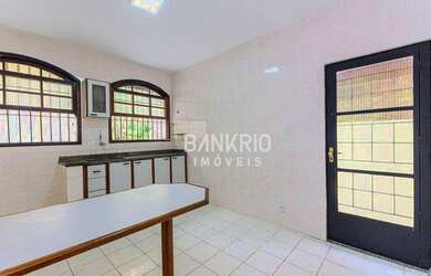 Imagem 10: Casa com 3 quartos, vaga para 5 carros, 850m2, Maria Paula