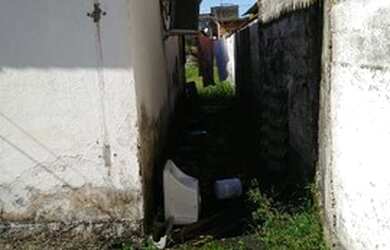 Imagem 4: Terreno com casa no local, para reforma ou demolição por R$ 250.000...