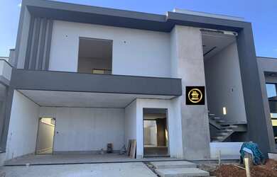 Imagem: A casa em condomínio possui 4 Dormitórios, 5 Banheiros, 4