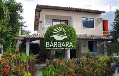 Imagem: A casa em condomínio possui 5 Dormitórios, 3 Banheiros, 2