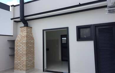 Imagem: A casa em condomínio possui 3 Dormitórios, 4 Banheiros, 4