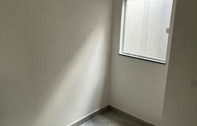 Imagem 5: Saia do Aluguel More ao lado da Estação do monotrilho