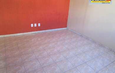 Imagem: A casa possui 2 Dormitórios, 3 Banheiros, 70m² de Área e