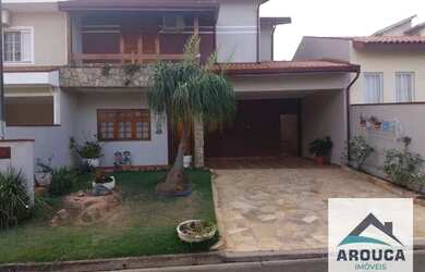 Imagem: A casa em condomínio possui 3 Dormitórios, 3 Banheiros, 189m²