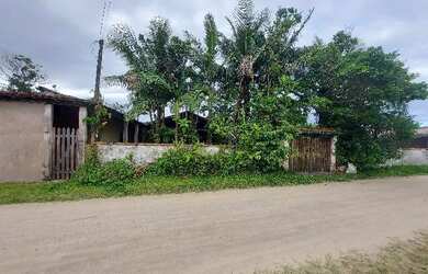 Imagem 9: Casa na Praia da Jureia. Churrasqueira, 2 Banheirose3 Dormitórios