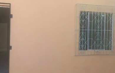 Imagem: A casa possui 2 Dormitórios, 1 Banheiro e está localizado