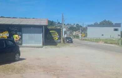 Imagem: O depósito possui 5 Vagas na garagem, 200m² de Área e está