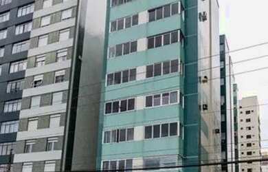 Imagem: O apartamento possui 1 Dormitório, 2 Banheiros, 1 Vaga na garagem