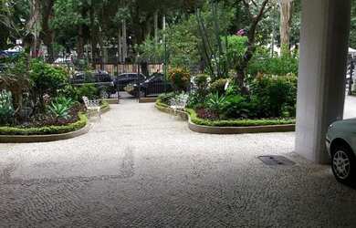 Imagem: O apartamento possui 1 Dormitório, 1 Banheiro, 40m² de Área