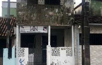 Imagem: A casa possui 2 Dormitórios, 2 Banheiros e está localizado