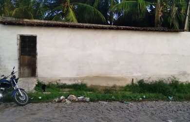 Imagem 1: Casa 3 anos que ta feita. Varanda, 1 Banheiroe2 Dormitórios