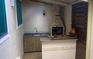 Imagem: O apartamento possui 3 Dormitórios, 1 Banheiro, 1 Vaga na garagem