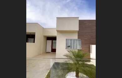 Imagem: A casa possui 2 Dormitórios, 1 Banheiro, 1 Vaga na garagem