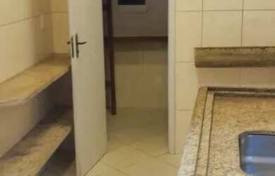 Imagem 8: Casa Petrópolis Castelanea beira rua principal uso residencial ou comercial