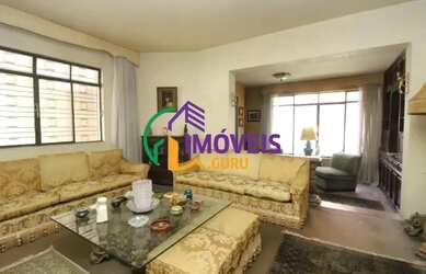 Imagem: A casa possui 4 Dormitórios, 4 Banheiros, 3 Vagas na garagem