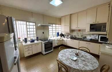 Imagem 7: Casa com 3 quartos à venda, 581 m² por R$ 1.800.000 - Jardim Estoril...