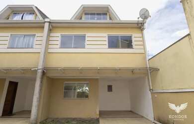 Imagem: A casa possui 3 Dormitórios, 3 Banheiros, 1 Vaga na garagem