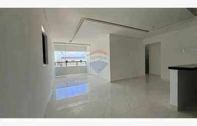 Imagem 2: Apartamento Novo com 3 Quartos para Alugar no Bessa