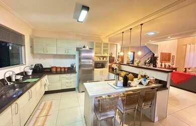 Imagem 11: Casa à venda no bairro Jardim São Luiz com 340m², 4 Quarto(s) , 1 Suíte(s), 2 Vaga(s)