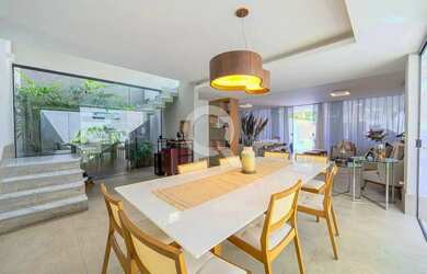 Imagem 2: Imóvel para aluguel e venda tem 293 metros quadrados com 4 quartos