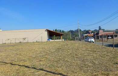 Imagem: A chácara possui 1.570m² de Área e está localizado em Tatu