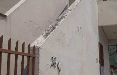 Imagem: O apartamento possui 2 Dormitórios, 1 Banheiro e está localizado