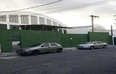 Imagem: O depósito possui 626m² de Área e está localizado em Vila