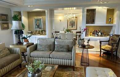 Imagem: O apartamento possui 3 Dormitórios, 3 Banheiros, 4 Vagas na