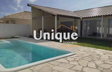 Imagem: A casa à venda possui 4 Dormitórios, 4 Banheiros, 4 Vagas