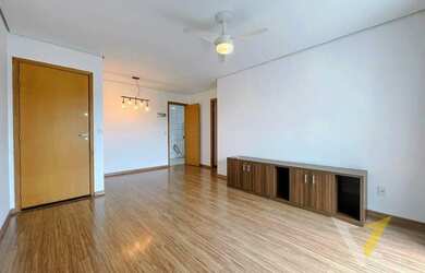 Imagem: O apartamento possui 3 Dormitórios, 3 Banheiros, 2 Vagas na