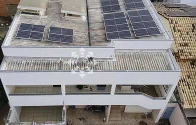 Imagem: A casa possui 5 Dormitórios, 5 Banheiros, 5 Vagas na garagem