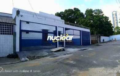 Imagem: O depósito possui 4 Vagas na garagem, 1.000m² de Área e