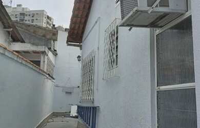 Imagem: A casa em condomínio possui 2 Dormitórios, 2 Banheiros, 1