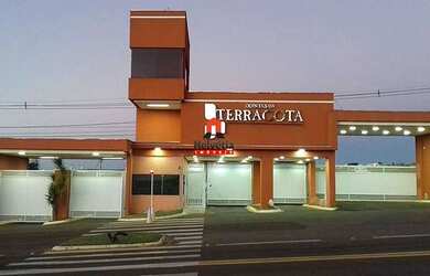 Imagem: O terreno possui 1.200m² de Área e está localizado em Parque