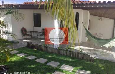 Imagem: A casa em condomínio possui 5 Dormitórios, 4 Banheiros, 2