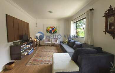 Imagem: A casa possui 3 Dormitórios, 4 Banheiros, 4 Vagas na garagem