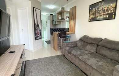 Imagem: O apartamento possui 2 Dormitórios, 1 Banheiro, 1 Vaga na garagem